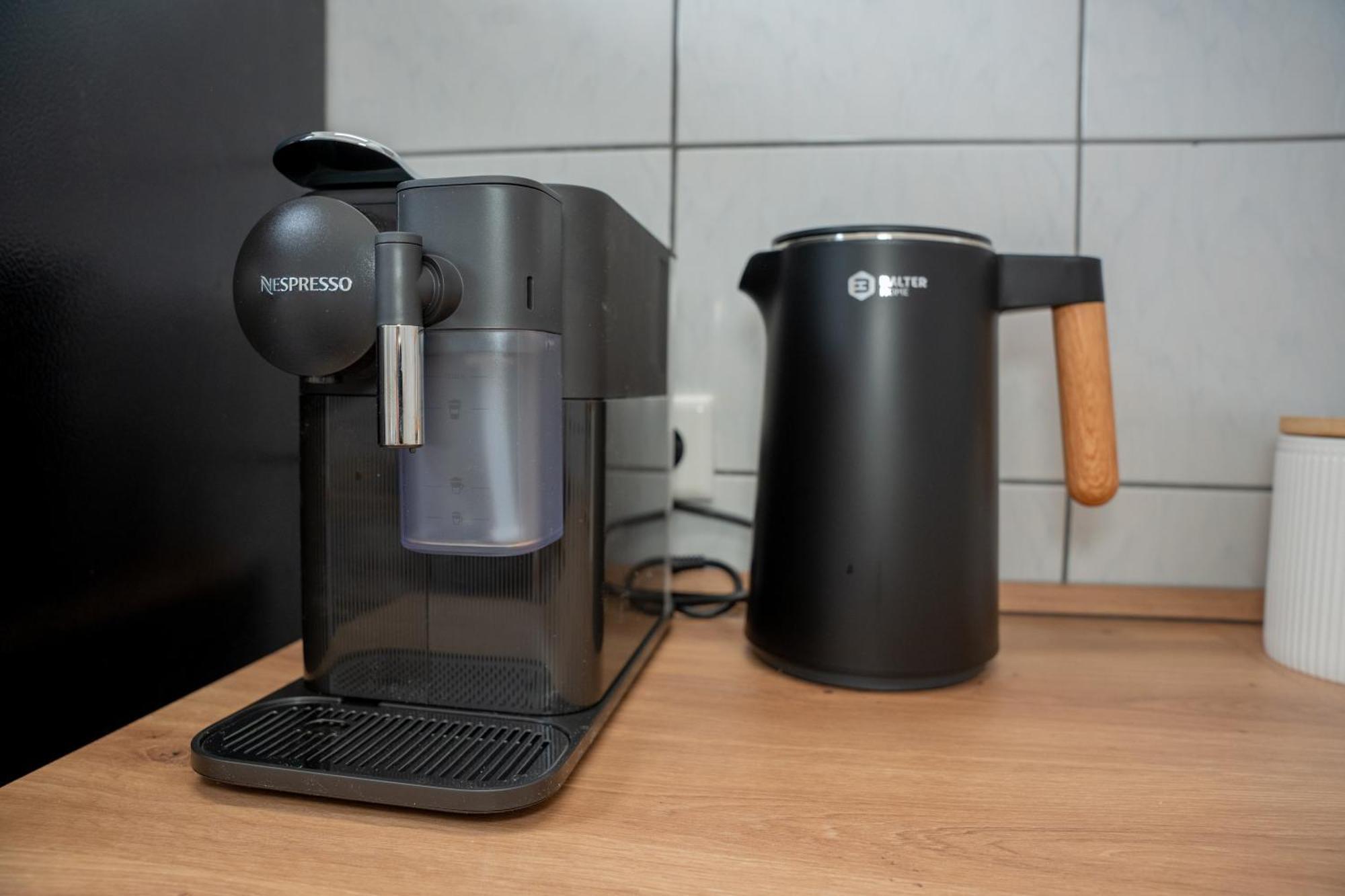 Apartment Tanic Loft Main Station Düsseldorf