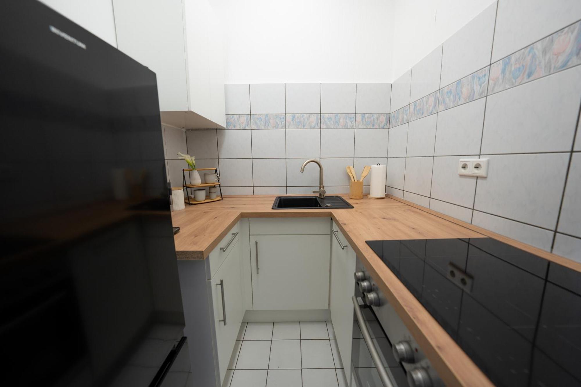 Tanic Loft Main Station *