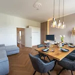 Apartment Tanic Loft Main Station
