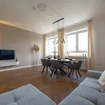 Apartment Tanic Loft Main Station Dusseldorf