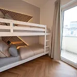 Tanic Loft Main Station Apartment *